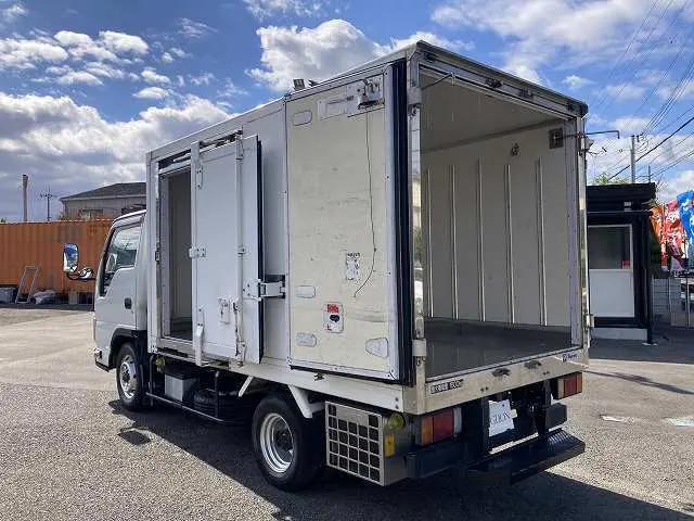 いすゞ エルフ TKG-NHR85AN(2WD)の写真11