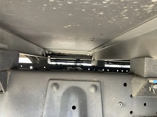 いすゞ エルフ TKG-NHR85AN(2WD)の写真32