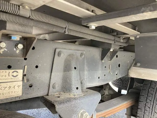 いすゞ エルフ TKG-NHR85AN(2WD)の写真35