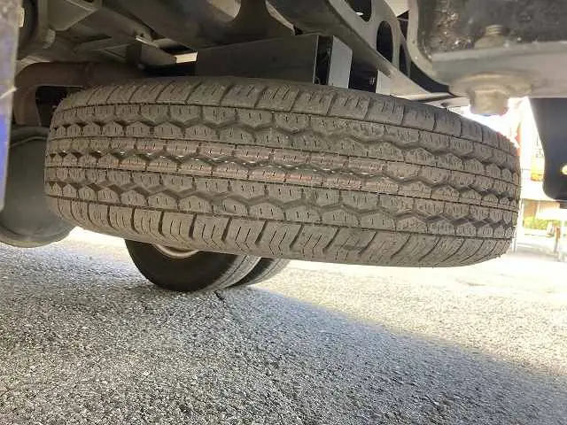 いすゞ エルフ TKG-NHR85AN(2WD)の写真38