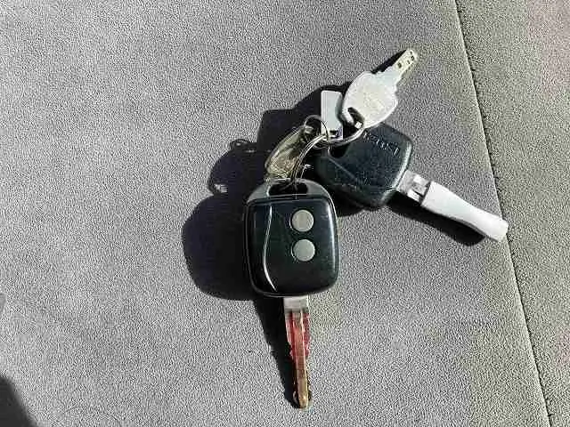 いすゞ エルフ TKG-NHR85AN(2WD)の写真49