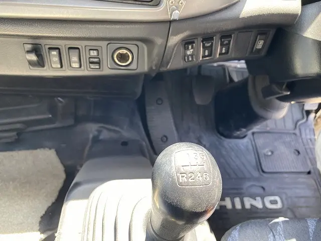 日野 レンジャー TKG-GD7JEAA(未入力/関係無)の写真33