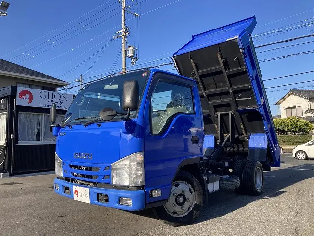 いすゞ エルフ 2RG-NKR88AN(2WD)の写真1