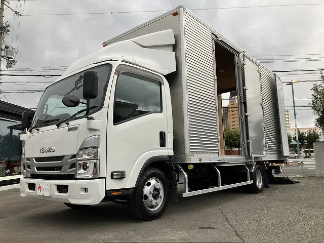 いすゞ エルフ 2RG-NPR88AN(2WD)の写真9