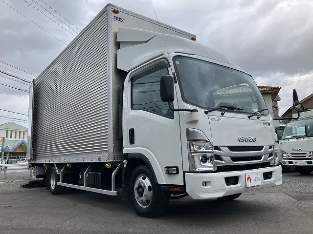 いすゞ エルフ 2RG-NPR88AN(2WD)の写真10