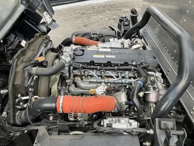 いすゞ エルフ 2RG-NPR88AN(2WD)の写真16