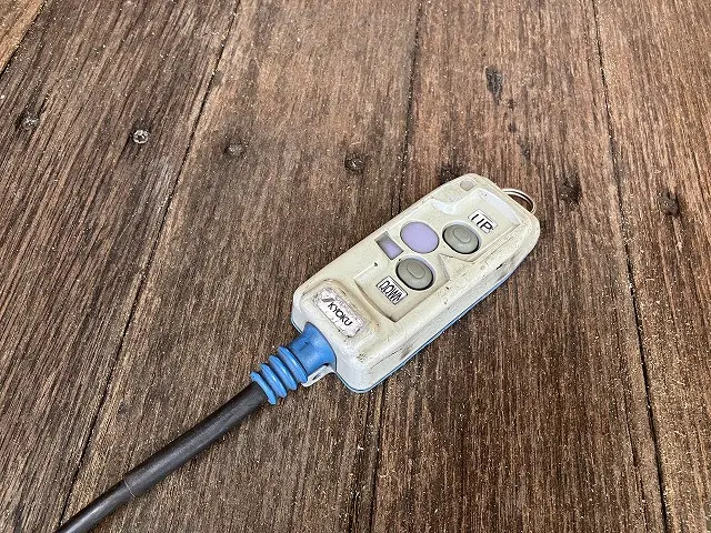 いすゞ エルフ 2RG-NPR88AN(2WD)の写真27