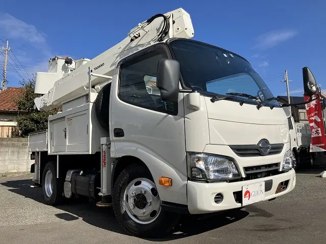 日野 デュトロ TKG-XZU675M(4WD)の写真3