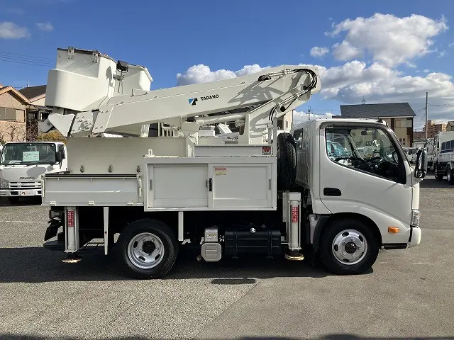 日野 デュトロ TKG-XZU675M(4WD)の写真5