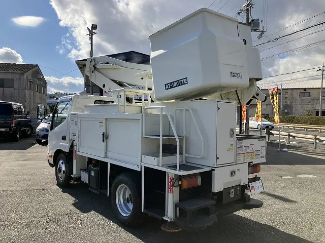 日野 デュトロ TKG-XZU675M(4WD)の写真6