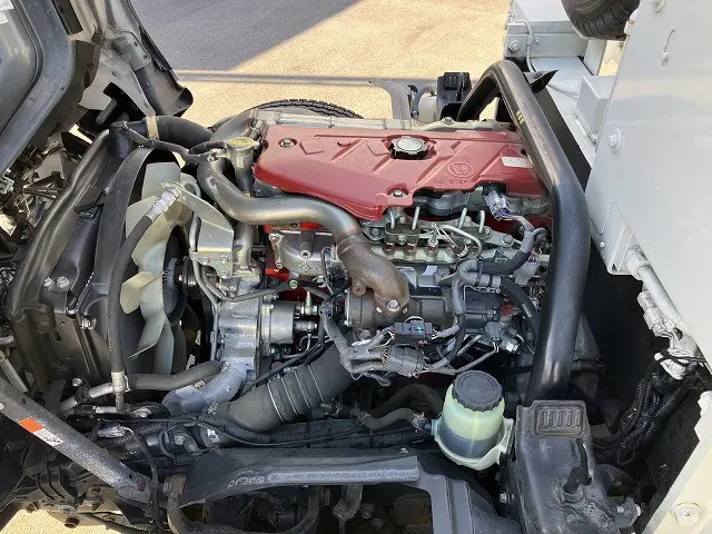 日野 デュトロ TKG-XZU675M(4WD)の写真9