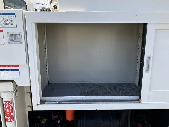 日野 デュトロ TKG-XZU675M(4WD)の写真21