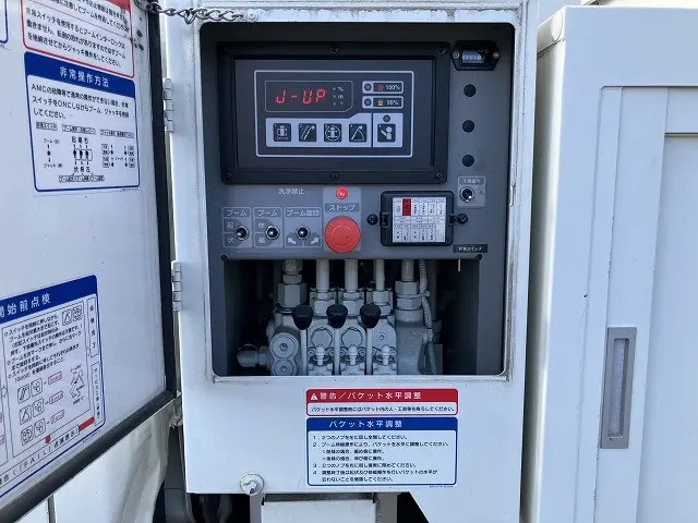 日野 デュトロ TKG-XZU675M(4WD)の写真22