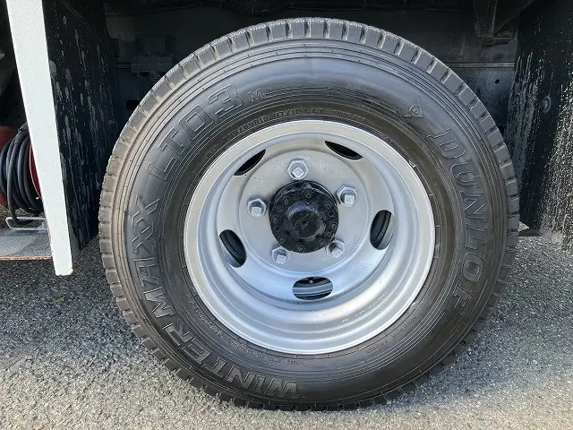 日野 デュトロ TKG-XZU675M(4WD)の写真32