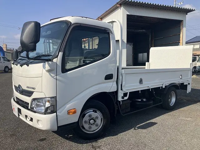 日野 デュトロ TKG-XZC645M(2WD)の写真1