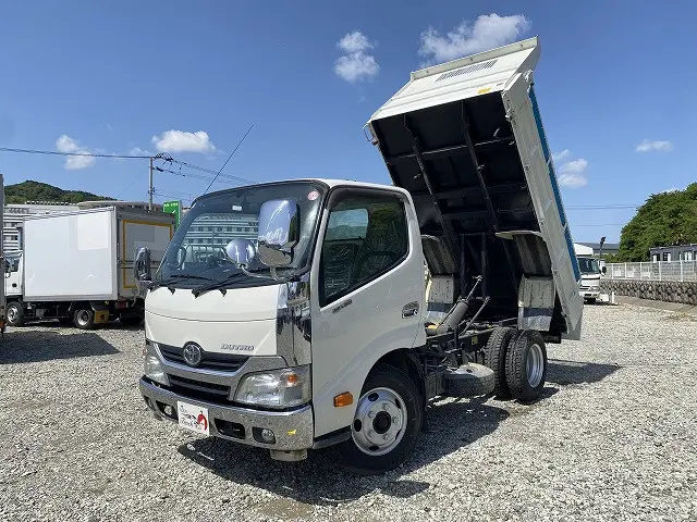 日野 デュトロ TKG-XZU620T(2WD)の写真1