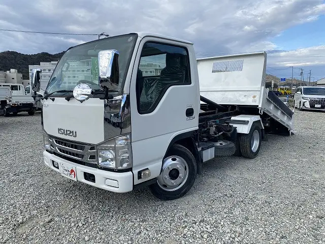 いすゞ エルフ TPG-NKR85AN(2WD)の写真1