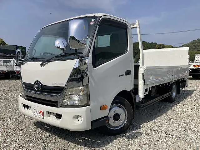 日野 デュトロ TKG-XZU710M(2WD)の写真1