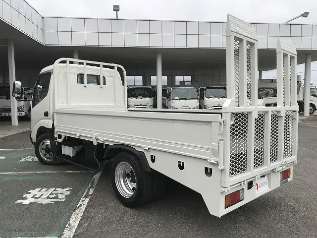 トヨタ ダイナ BKG-XZU538(2WD)の写真1