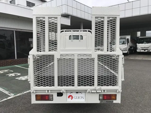トヨタ ダイナ BKG-XZU538(2WD)の写真2