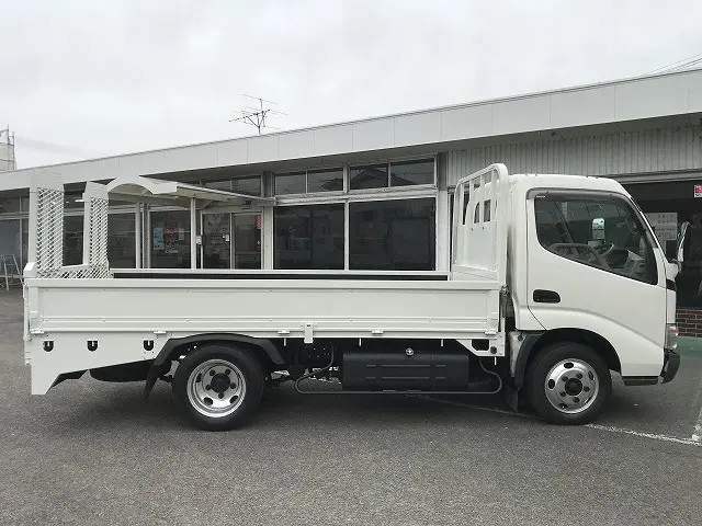 トヨタ ダイナ BKG-XZU538(2WD)の写真8