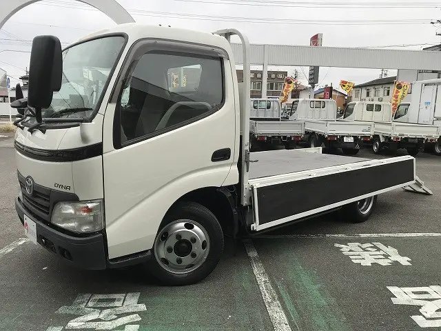 トヨタ ダイナ BKG-XZU538(2WD)の写真9
