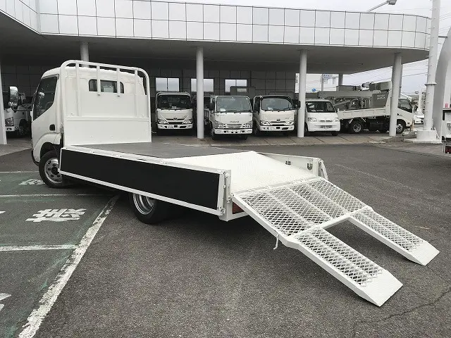 トヨタ ダイナ BKG-XZU538(2WD)の写真11