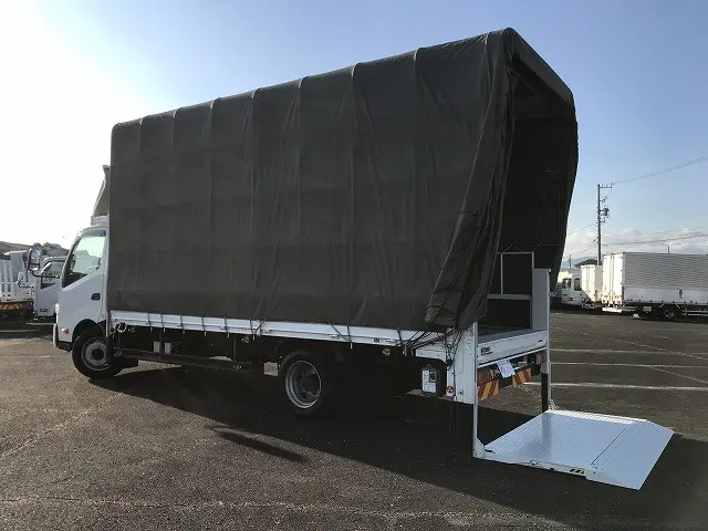 トヨタ ダイナ 2PG-XZU722(2WD)の写真1