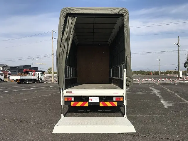 トヨタ ダイナ 2PG-XZU722(2WD)の写真2