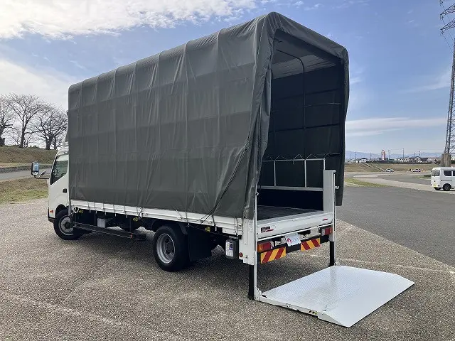 トヨタ ダイナ 2PG-XZU722(2WD)の写真13