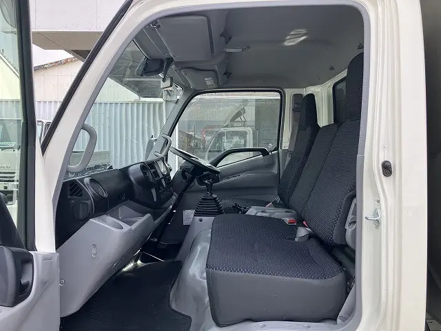 トヨタ ダイナ 2PG-XZU722(2WD)の写真32