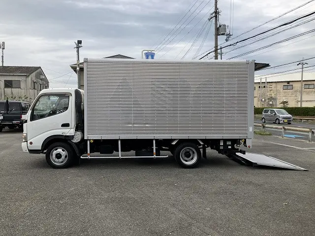 日野 デュトロ BDG-XZU414M(2WD)の写真11