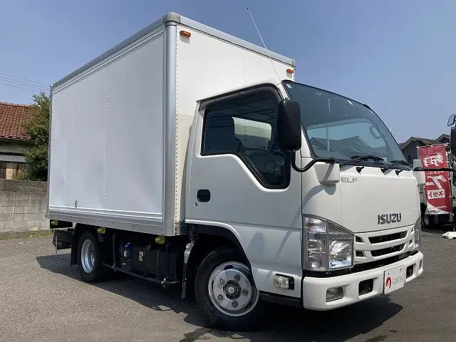 いすゞ エルフ 2RG-NJR88AN(2WD)の写真3
