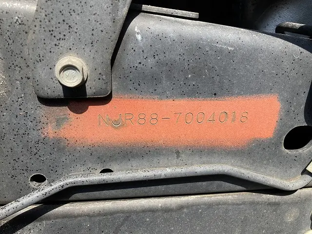 いすゞ エルフ 2RG-NJR88AN(2WD)の写真45