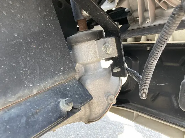 いすゞ エルフ 2RG-NJR88AN(2WD)の写真46