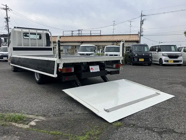 トヨタ ダイナ TKG-XZU722(2WD)の写真1