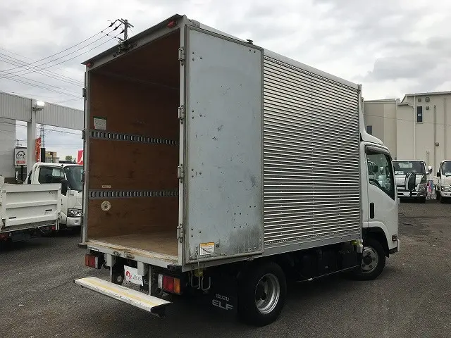いすゞ エルフ TRG-NLR85AN(2WD)の写真13