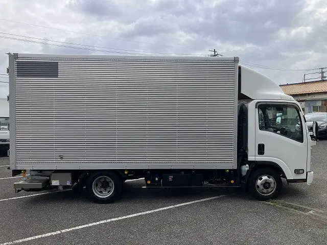 いすゞ エルフ 2RG-NPR88AN(2WD)の写真10