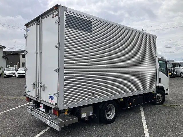 いすゞ エルフ 2RG-NPR88AN(2WD)の写真13