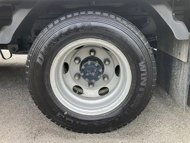 いすゞ エルフ 2RG-NPR88AN(2WD)の写真27