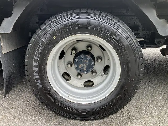 いすゞ エルフ 2RG-NPR88AN(2WD)の写真28