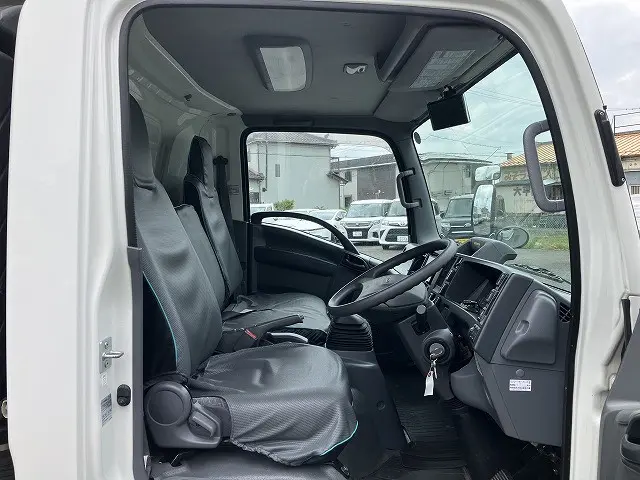 いすゞ エルフ 2RG-NPR88AN(2WD)の写真33