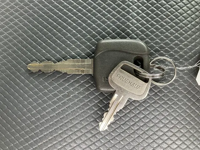 いすゞ エルフ 2RG-NPR88AN(2WD)の写真35