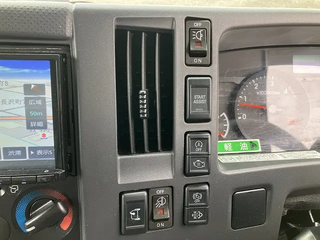 いすゞ エルフ 2RG-NPR88AN(2WD)の写真39