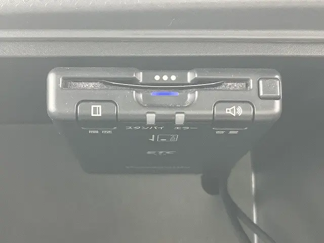 いすゞ エルフ 2RG-NPR88AN(2WD)の写真44