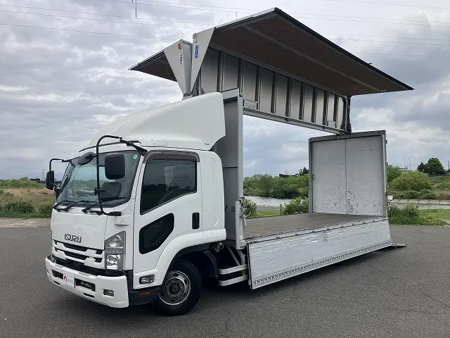 いすゞ フォワード 2RG-FRR90T2(2WD)の写真6