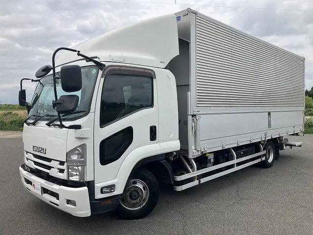 いすゞ フォワード 2RG-FRR90T2(2WD)の写真8