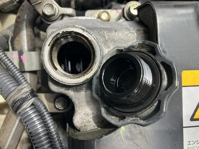 いすゞ フォワード 2RG-FRR90T2(2WD)の写真23