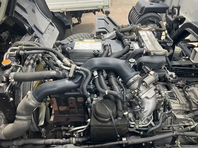 いすゞ フォワード 2RG-FRR90T2(2WD)の写真25