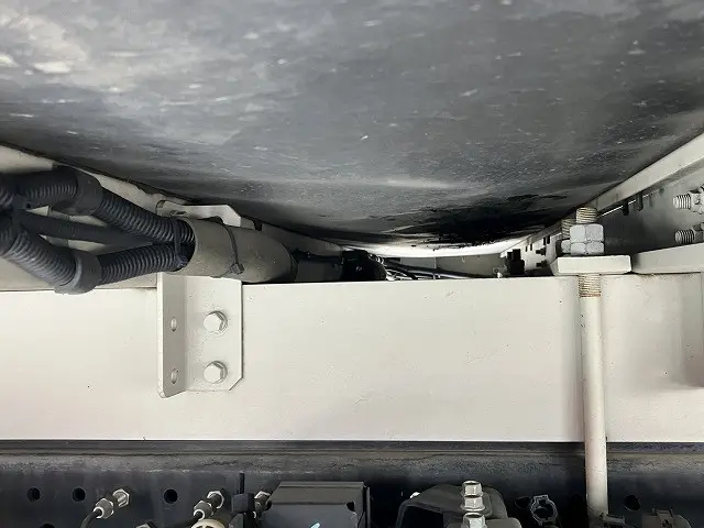 いすゞ フォワード 2RG-FRR90T2(2WD)の写真39